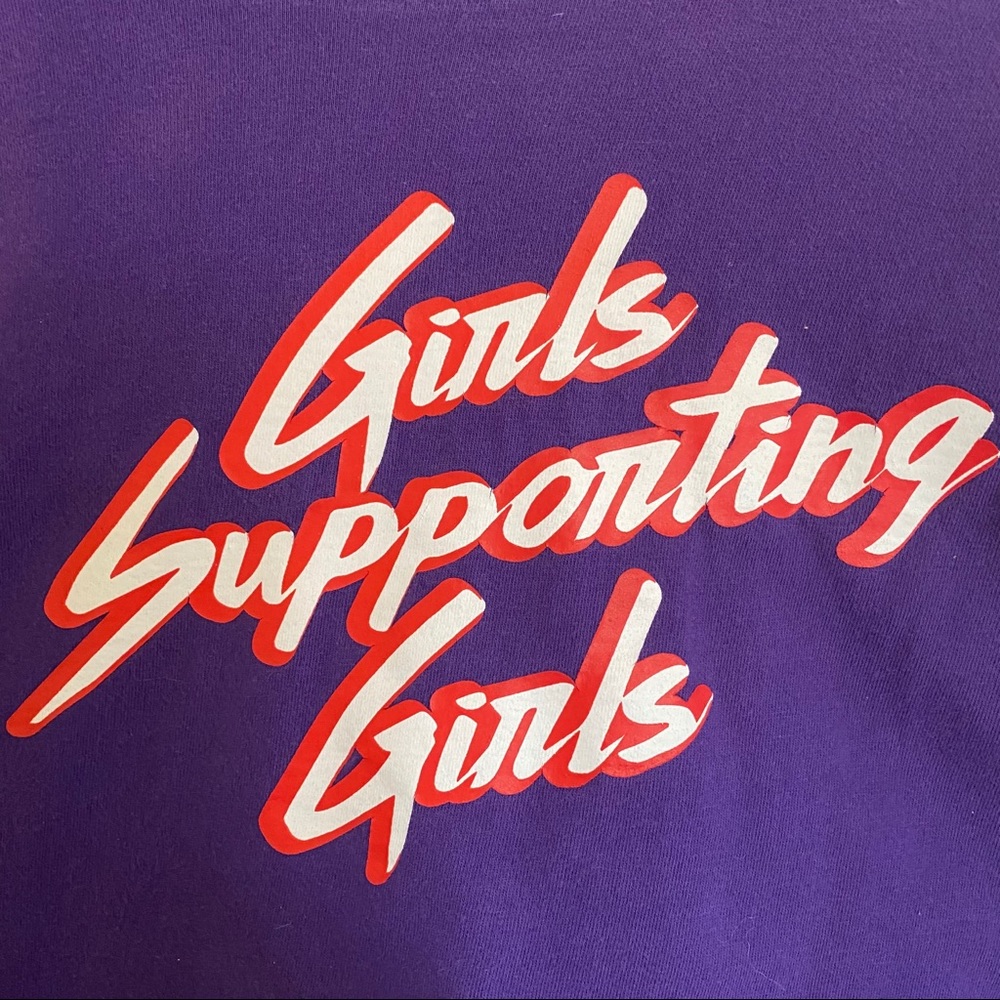 Girls Supporting Girls crop